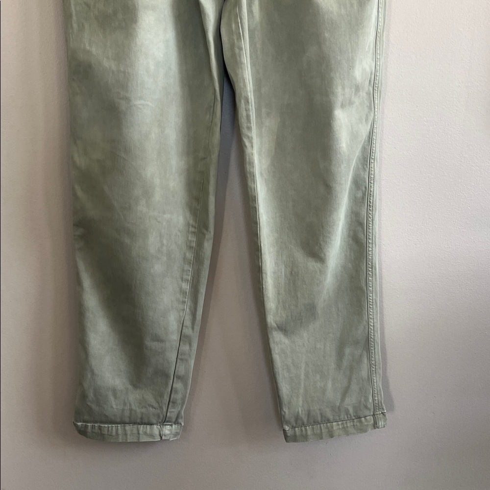 American Eagle high waisted stretch olive green jeans size 8 long - Picture 3 of 12